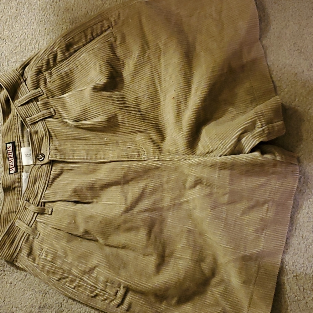 Tan, corduroy shorts with pockets size 10